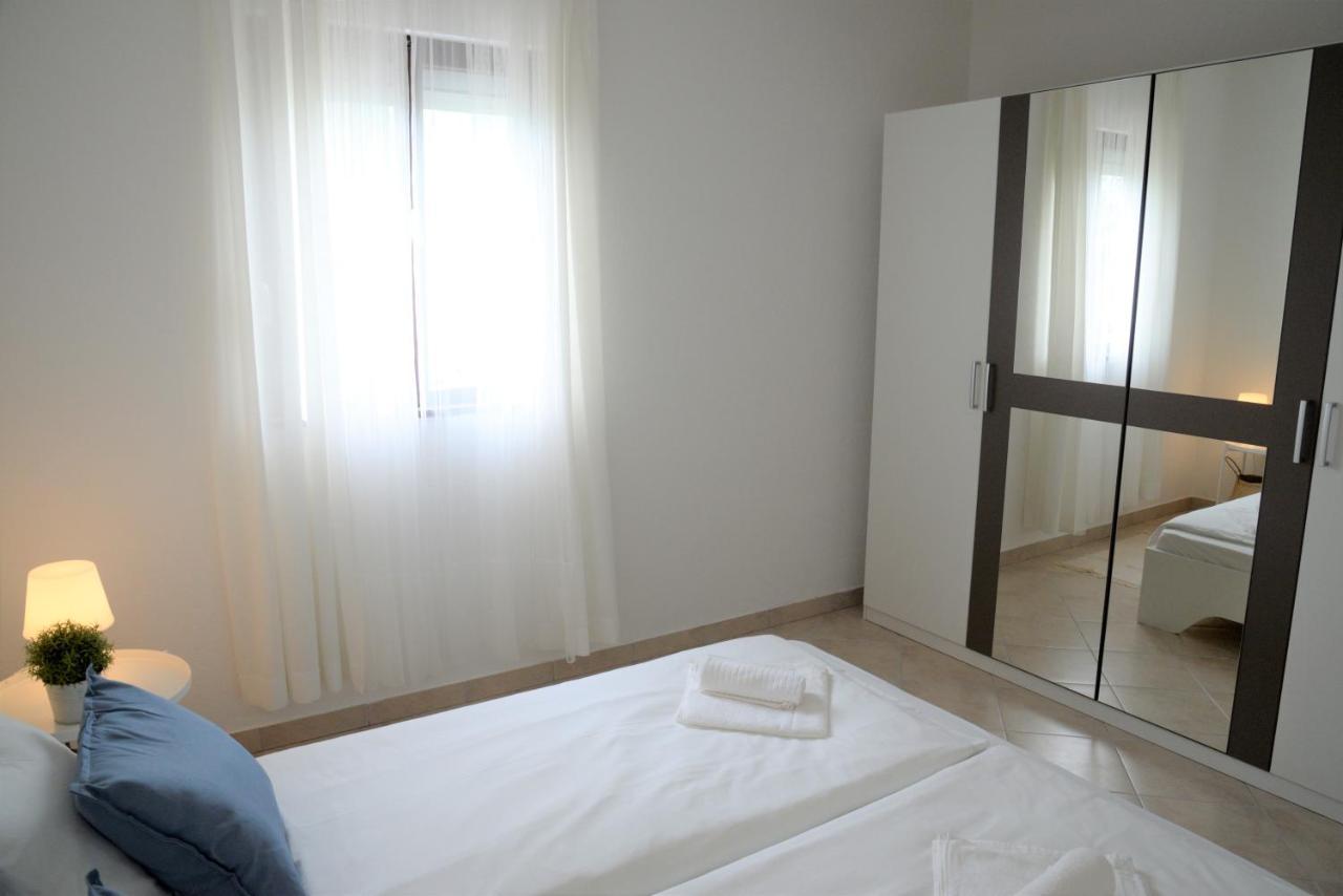 Casa Di Felicita Villa Biograd Na Moru Buitenkant foto